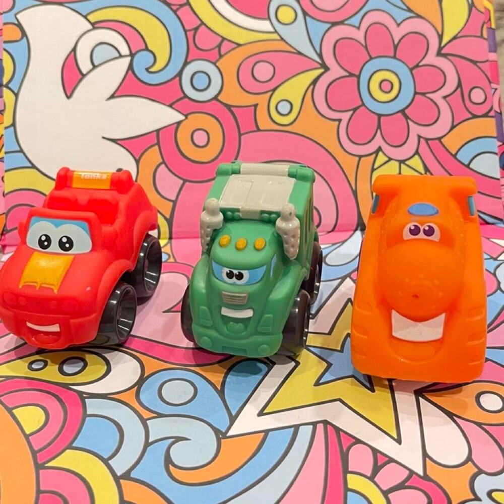 Hasbro Tonka Chuck & Friends trucks 3 pack red